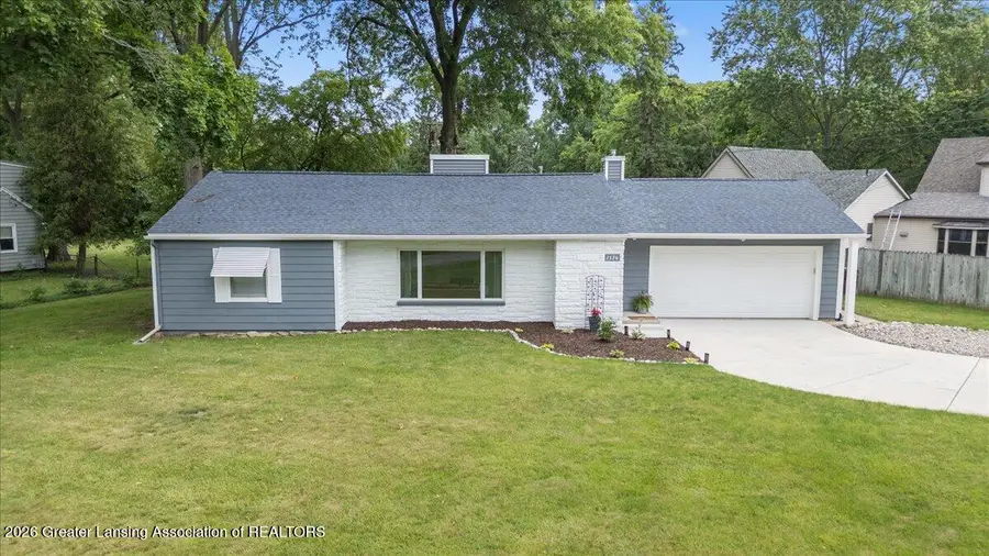 2176 Iroquois Road, Okemos, MI 48864 - #2