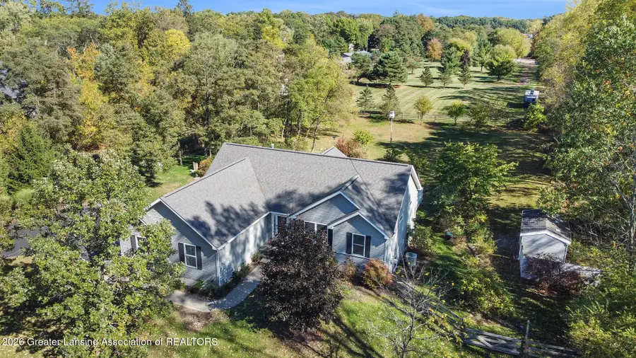 1206 N Waverly Road, Dimondale, MI 48821 - #2