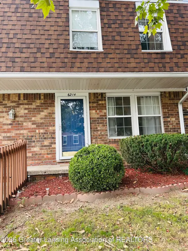 6214 Beechfield Drive, Lansing, MI 48911