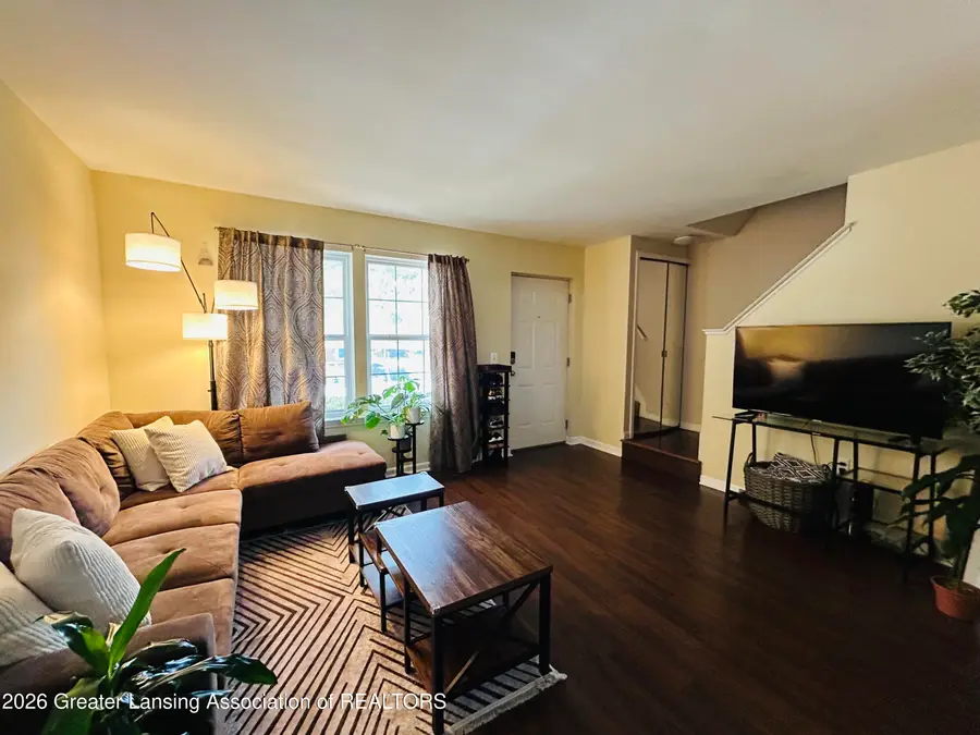 6214 Beechfield Drive, Lansing, MI 48911 - #2