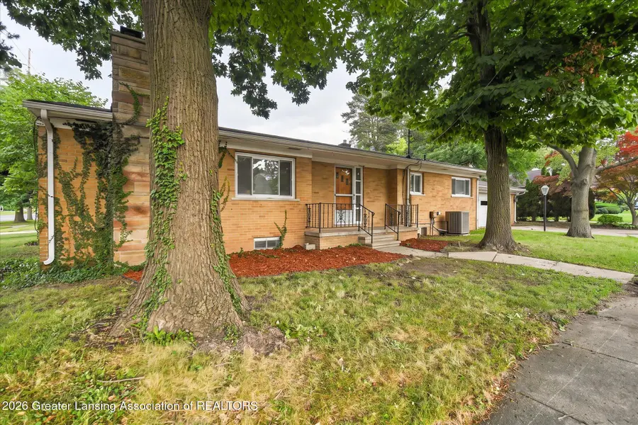 830 Newton Street, Lansing, MI 48912 - #2