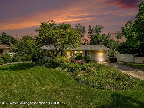 117 Woodhaven Drive, Lansing, MI 48917