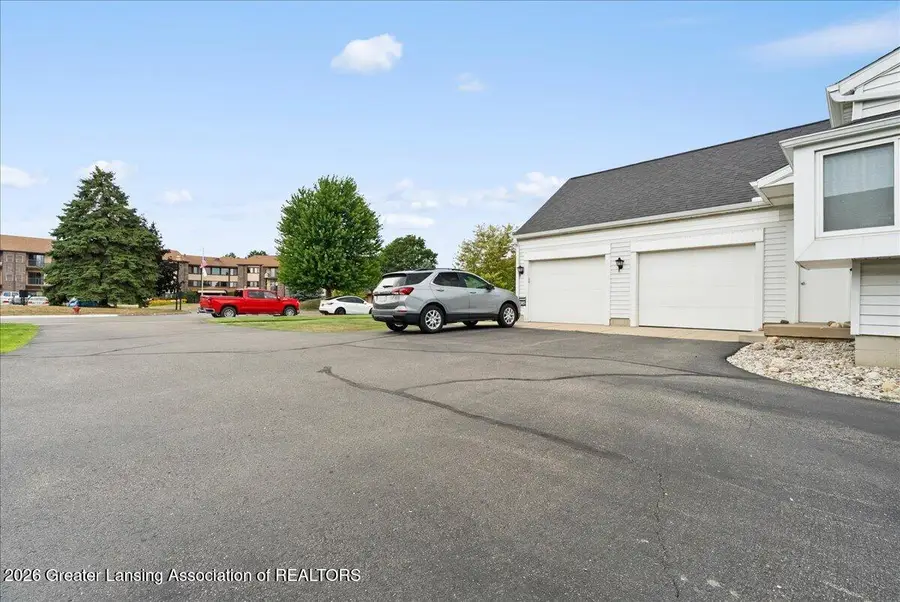 1107 Sunview Drive, Saint Johns, MI 48879 - #3