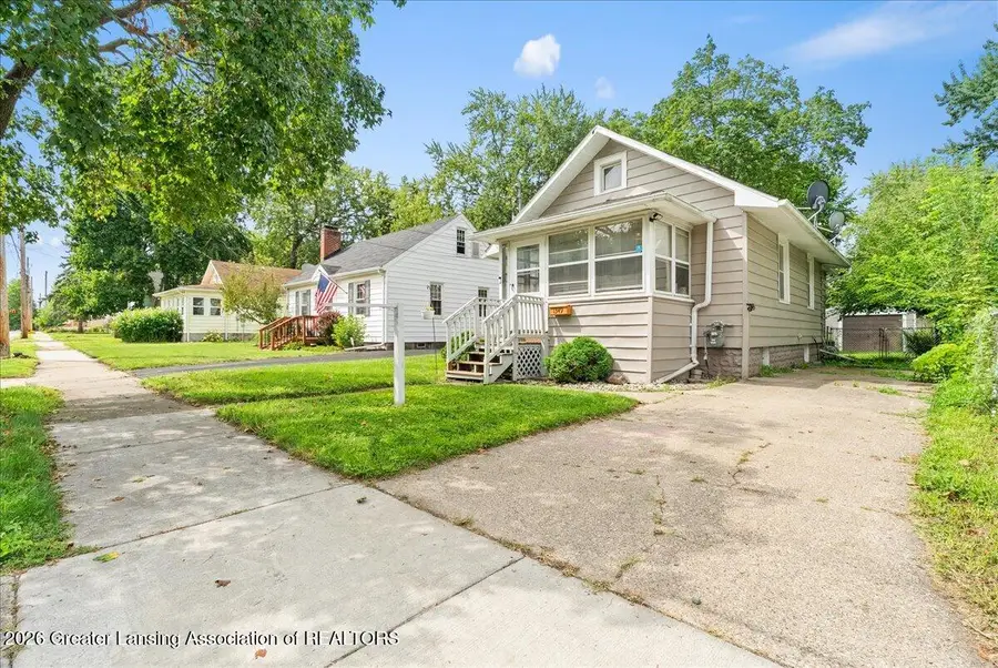 1349 N Jenison Avenue, Lansing, MI 48915 - #3