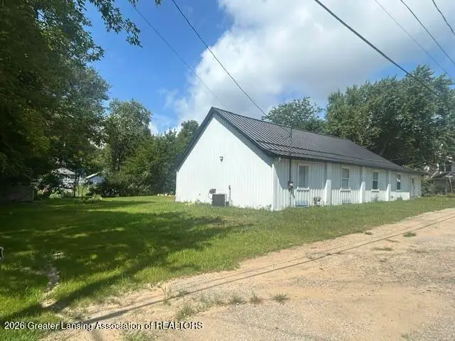 487 E Elizabeth Street, Stockbridge, MI 49285 - #3