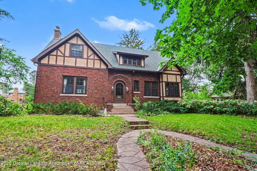 1726 W Lenawee Street, Lansing, MI 48915 - #3