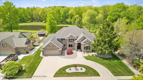 410 W Spring Meadows Lane, DeWitt, MI 48820