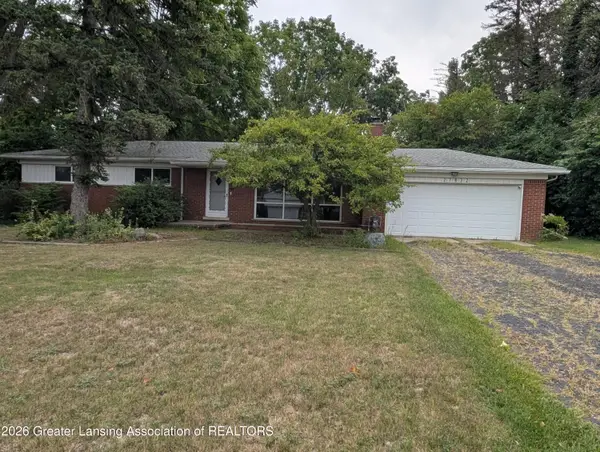 27832 Kendallwood Drive, Farmington Hills, MI 48334