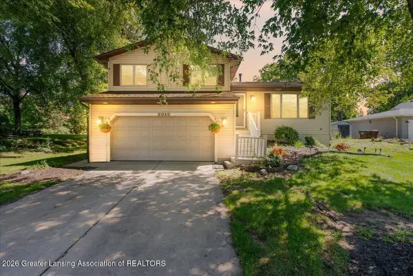 2010 Elmwood Road, Lansing, MI 48917