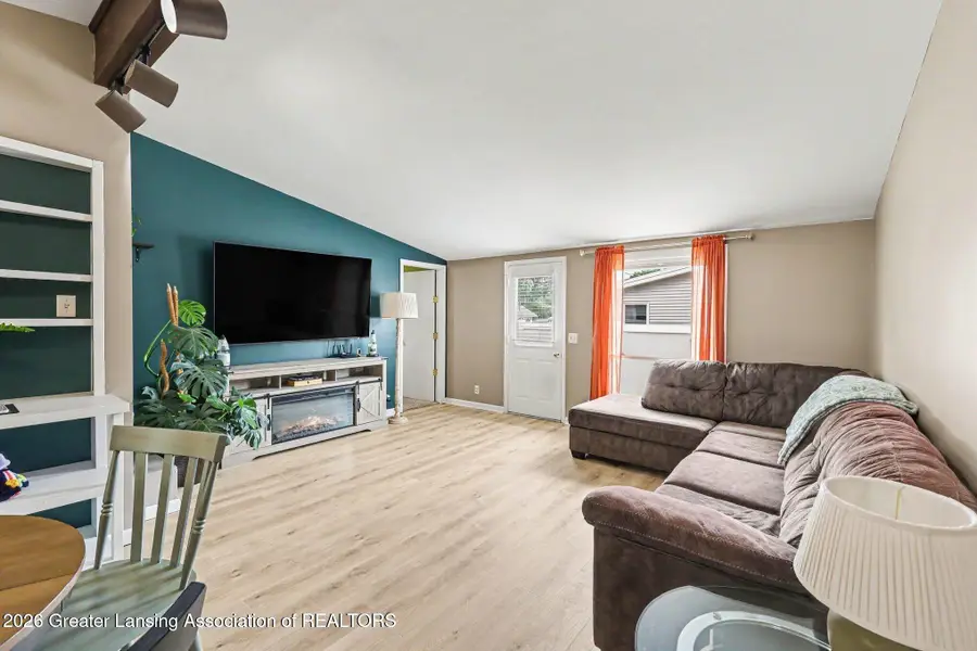 1404 Weber Drive, Lansing, MI 48912 - #3