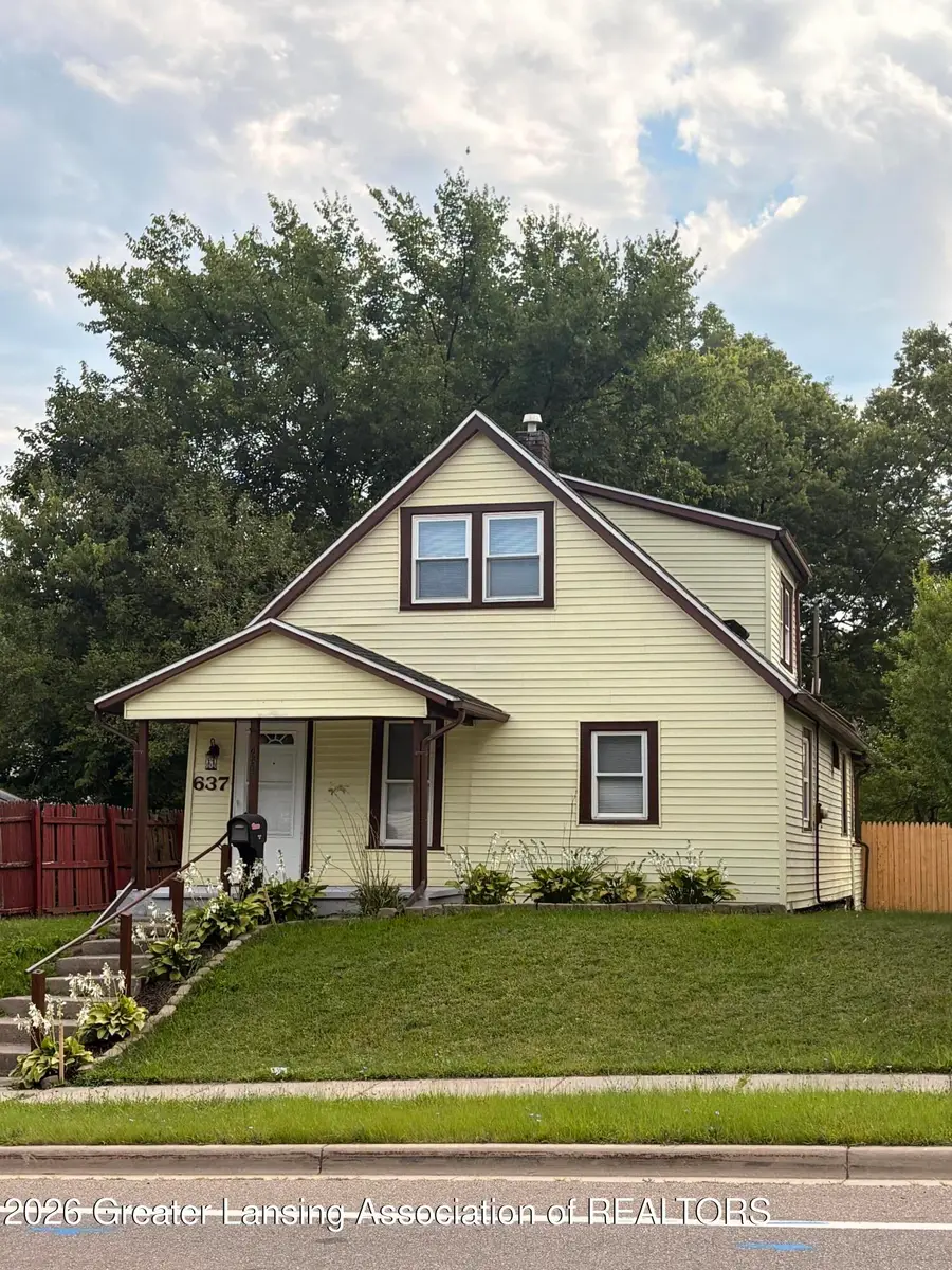 637 S Clemens Avenue, Lansing, MI 48912 - #2