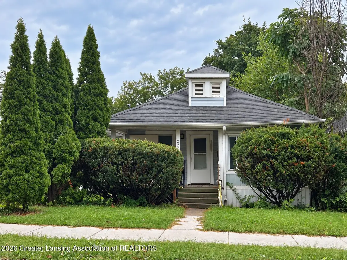 225 S Foster Avenue, Lansing, MI 48912 - #1