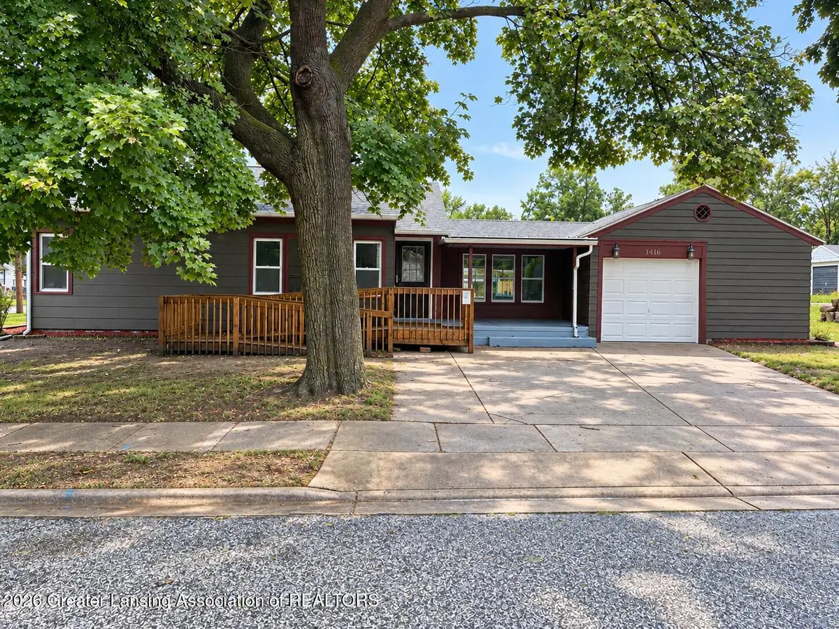 1416 E North Street, Lansing, MI 48906 - #1