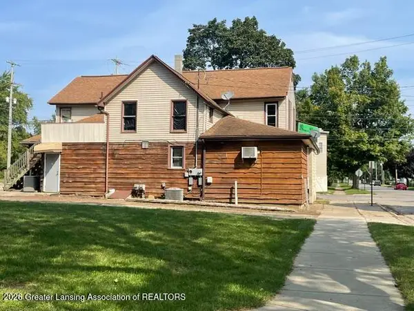 812 N Blackstone Street, Jackson, MI 49202