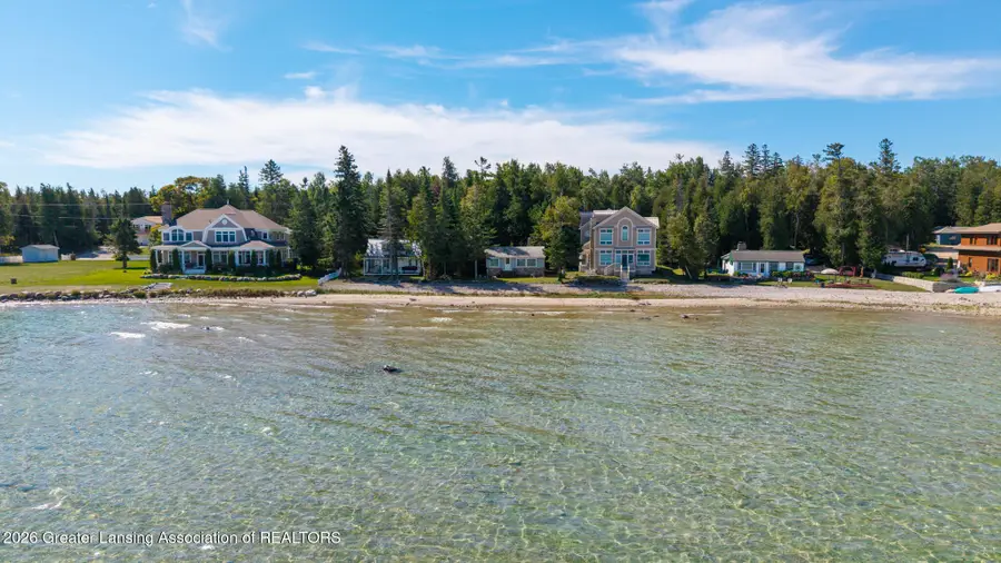 1116 Wenniway Drive, Mackinaw City, MI 49701 - #2