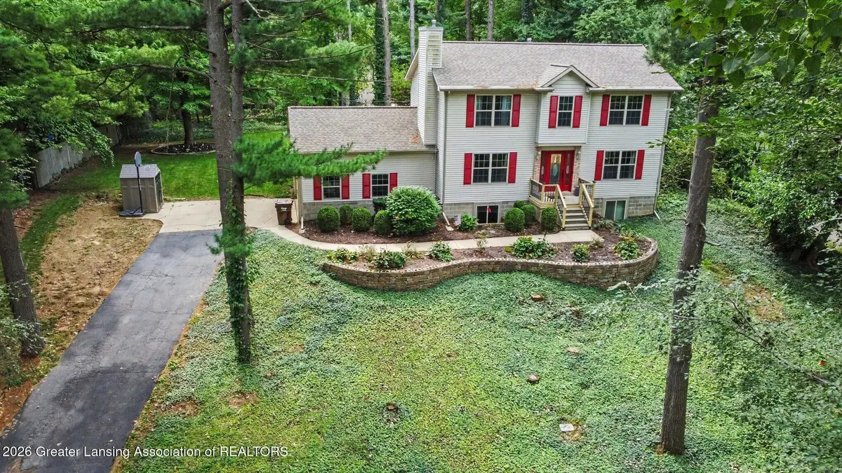 12033 Pine Ridge Drive, Perry, MI 48872 - #1