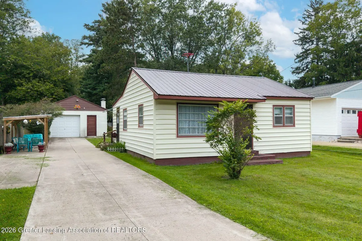 6332 Sommerset Road, Lansing, MI 48911 - #1