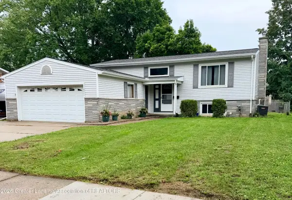 2711 W Mount Hope Avenue, Lansing, MI 48911