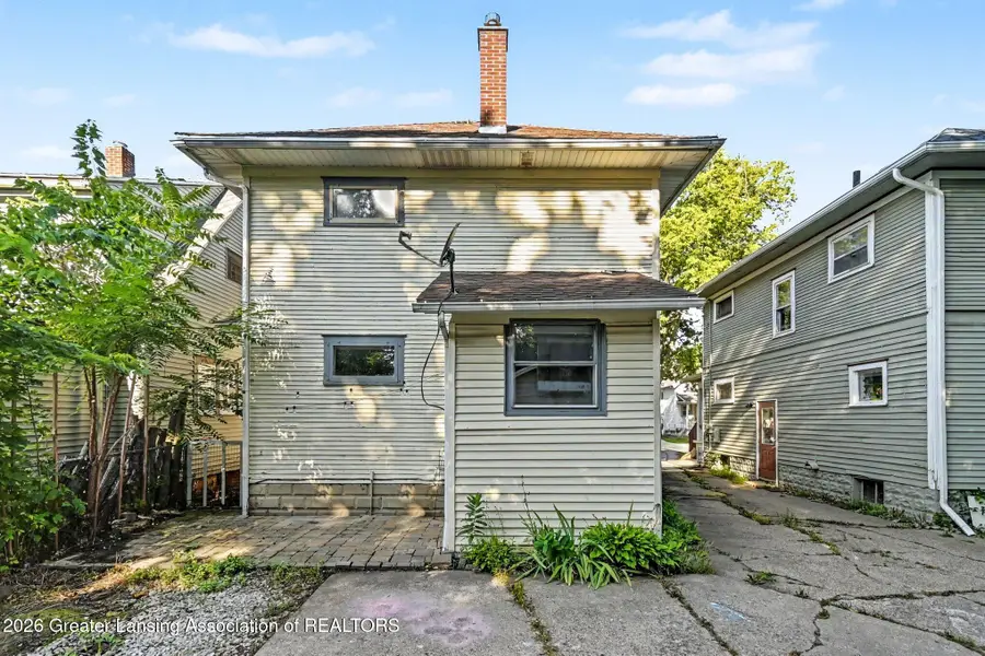 307 S Clemens Avenue, Lansing, MI 48912 - #3