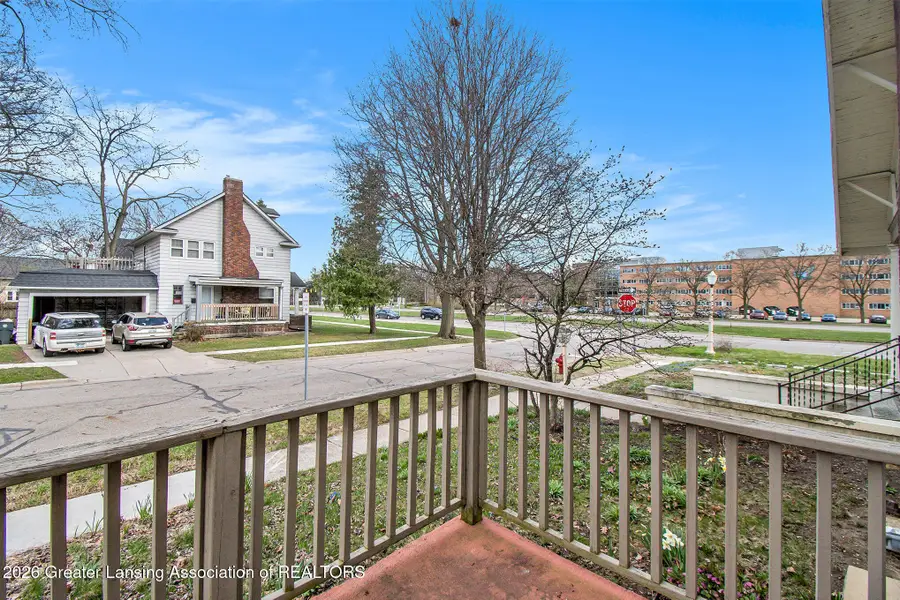 922 E Michigan Avenue, East Lansing, MI 48823 - #3