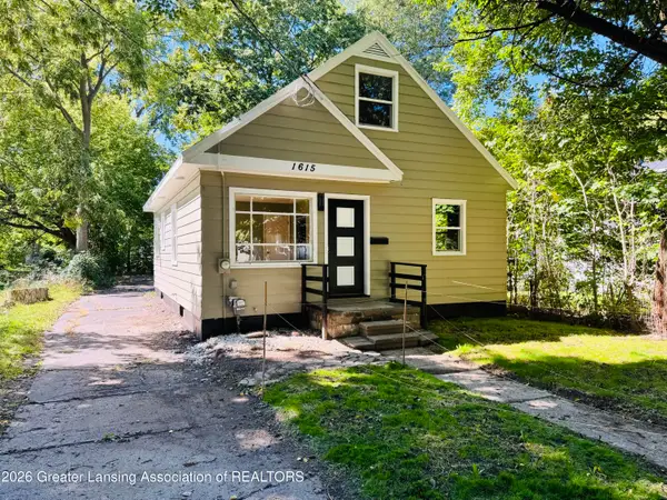 1615 Roseneath Avenue, Lansing, MI 48915