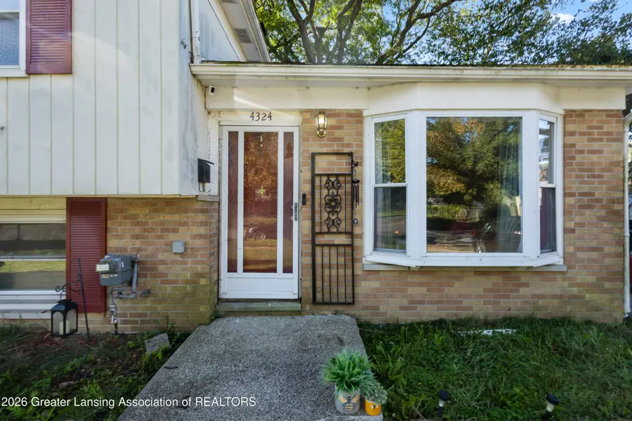 4324 Brighton Drive, Lansing, MI 48911 - #2