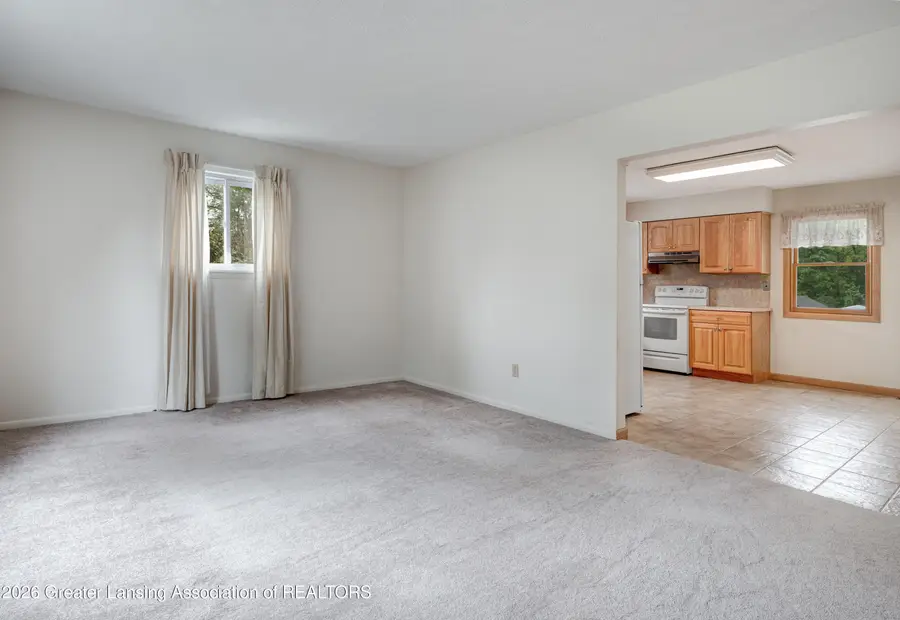5710 Ellendale Drive, Lansing, MI 48911 - #3