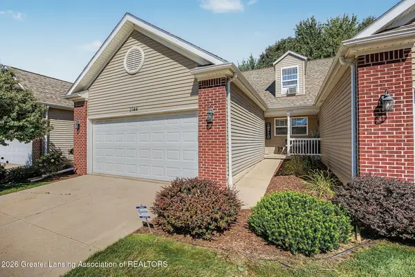 2544 Limerick Circle #27, Holt, MI 48842