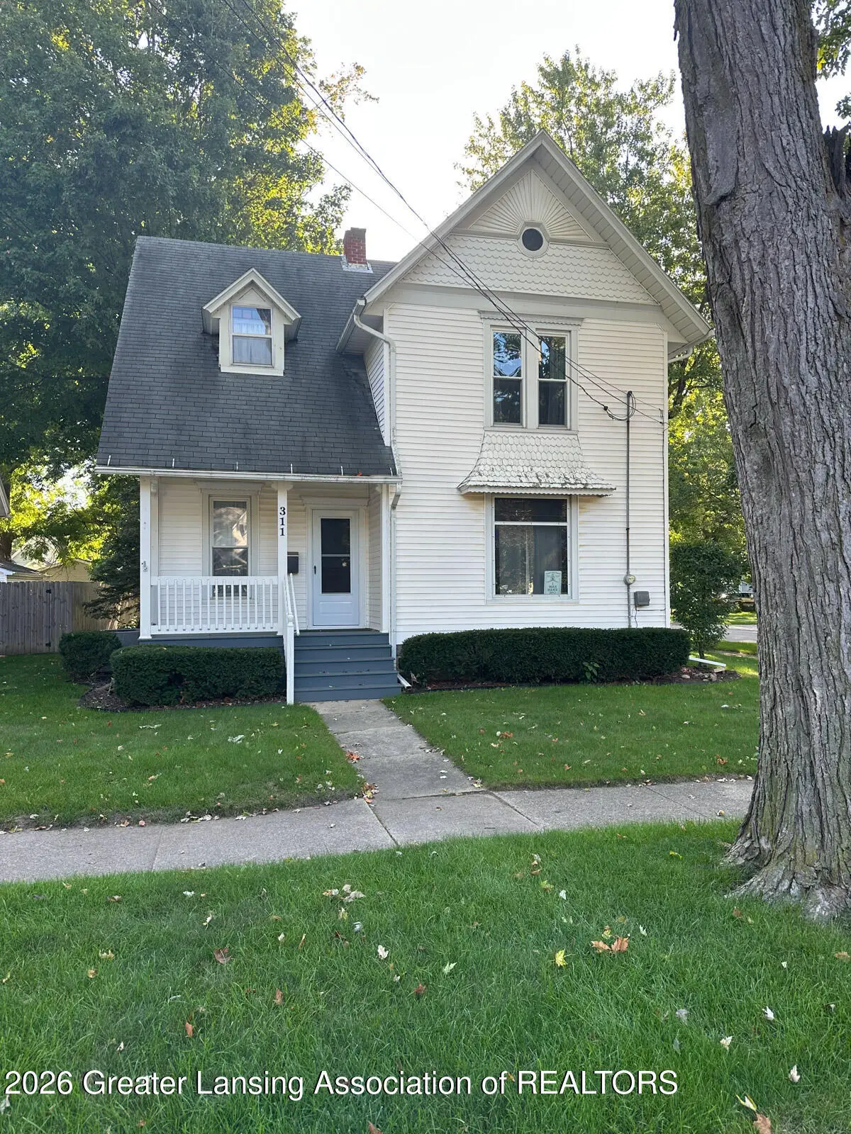 311 S Clinton Avenue, Saint Johns, MI 48879 - #1