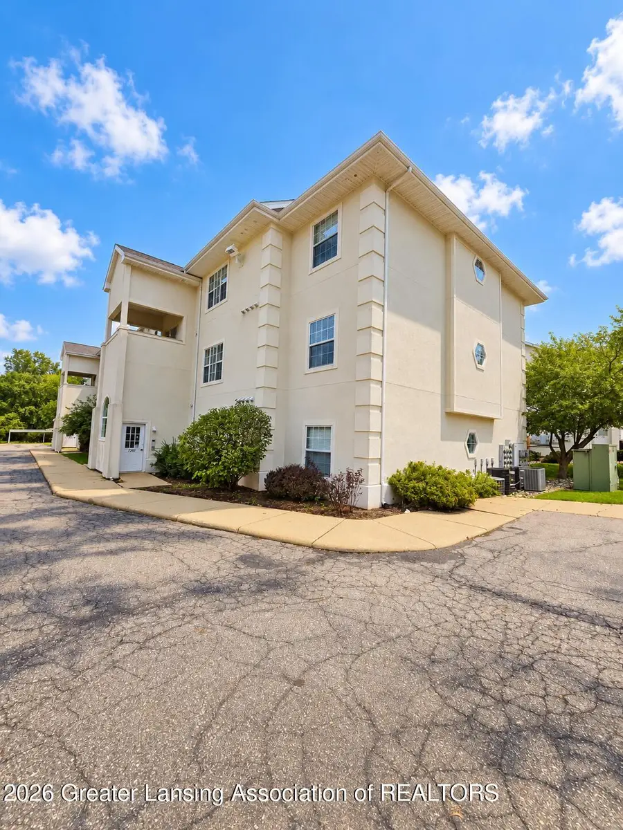 268 W Saginaw Street #301, East Lansing, MI 48823 - #2