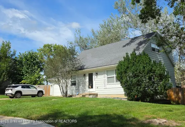 900 W Cavanaugh Road, Lansing, MI 48910