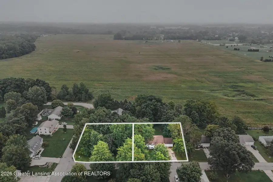 300 N Donegal Street, Eaton Rapids, MI 48827 - #2
