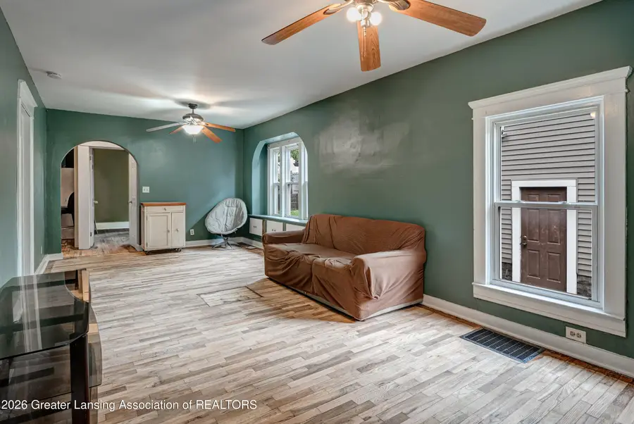 118 S Francis Avenue, Lansing, MI 48912 - #2
