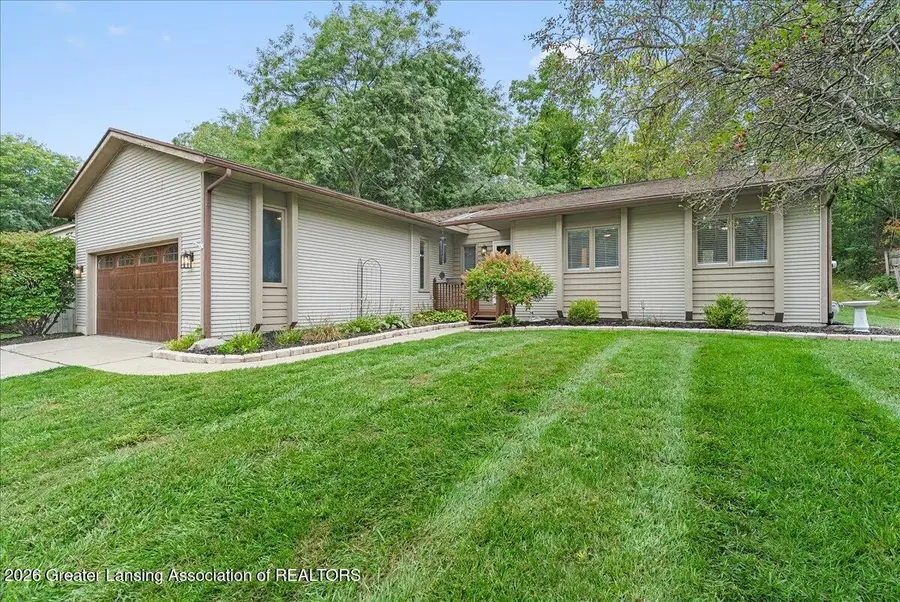 230 Williamsburg Road, Lansing, MI 48917 - #2