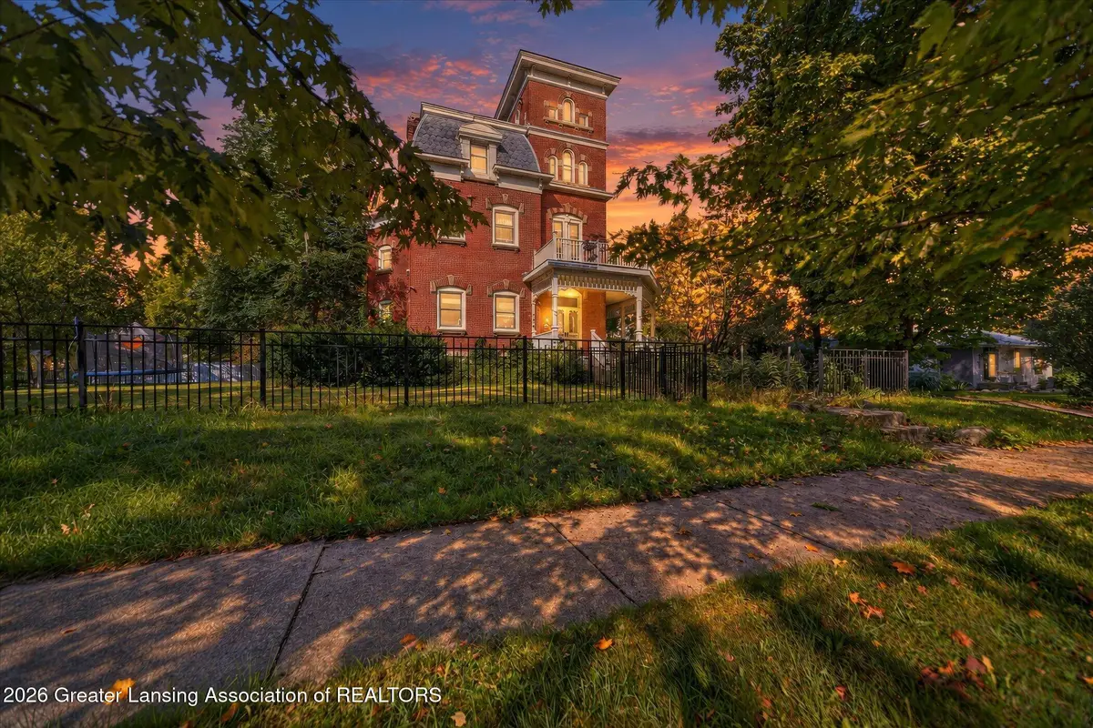 306 S Lansing Street, Saint Johns, MI 48879 - #1