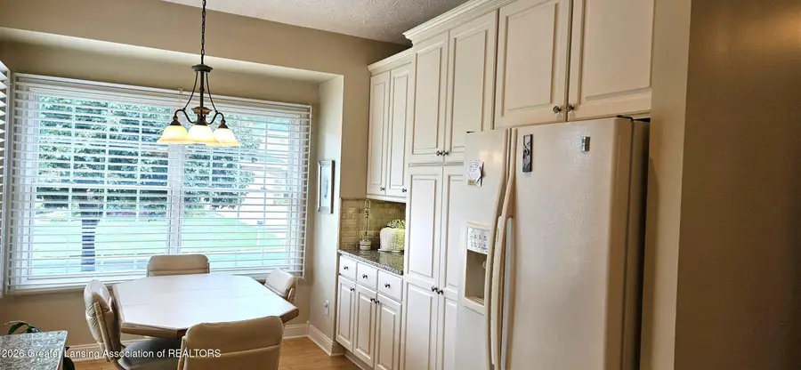 6222 Bridgewater Circle, East Lansing, MI 48823 - #3