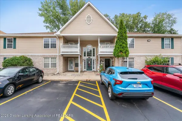 4460 Cricket Ridge Drive #102, Holt, MI 48842