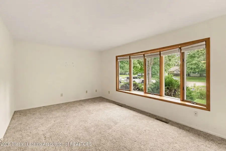 117 Woodhaven Drive, Lansing, MI 48917 - #3
