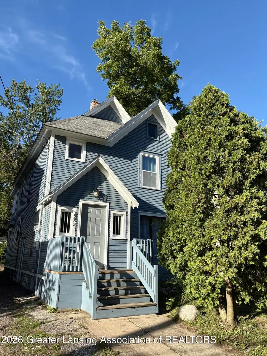 1232 W Michigan Avenue, Lansing, MI 48915 - #2