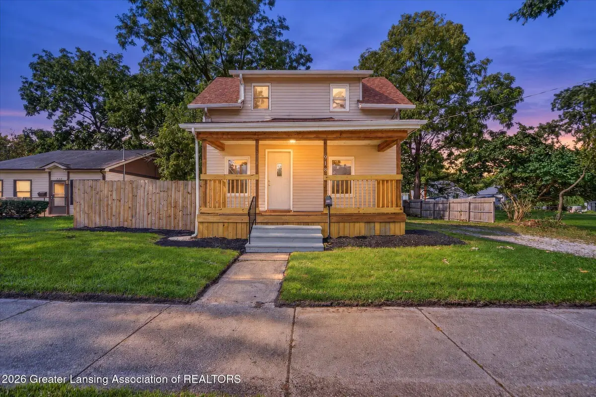 918 N Blackstone Street, Jackson, MI 49202 - #1