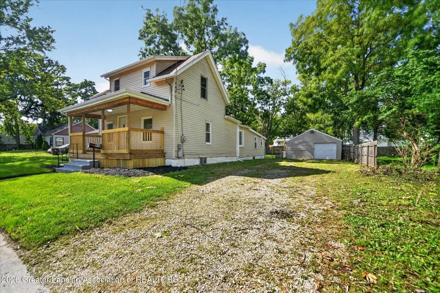 918 N Blackstone Street, Jackson, MI 49202 - #3