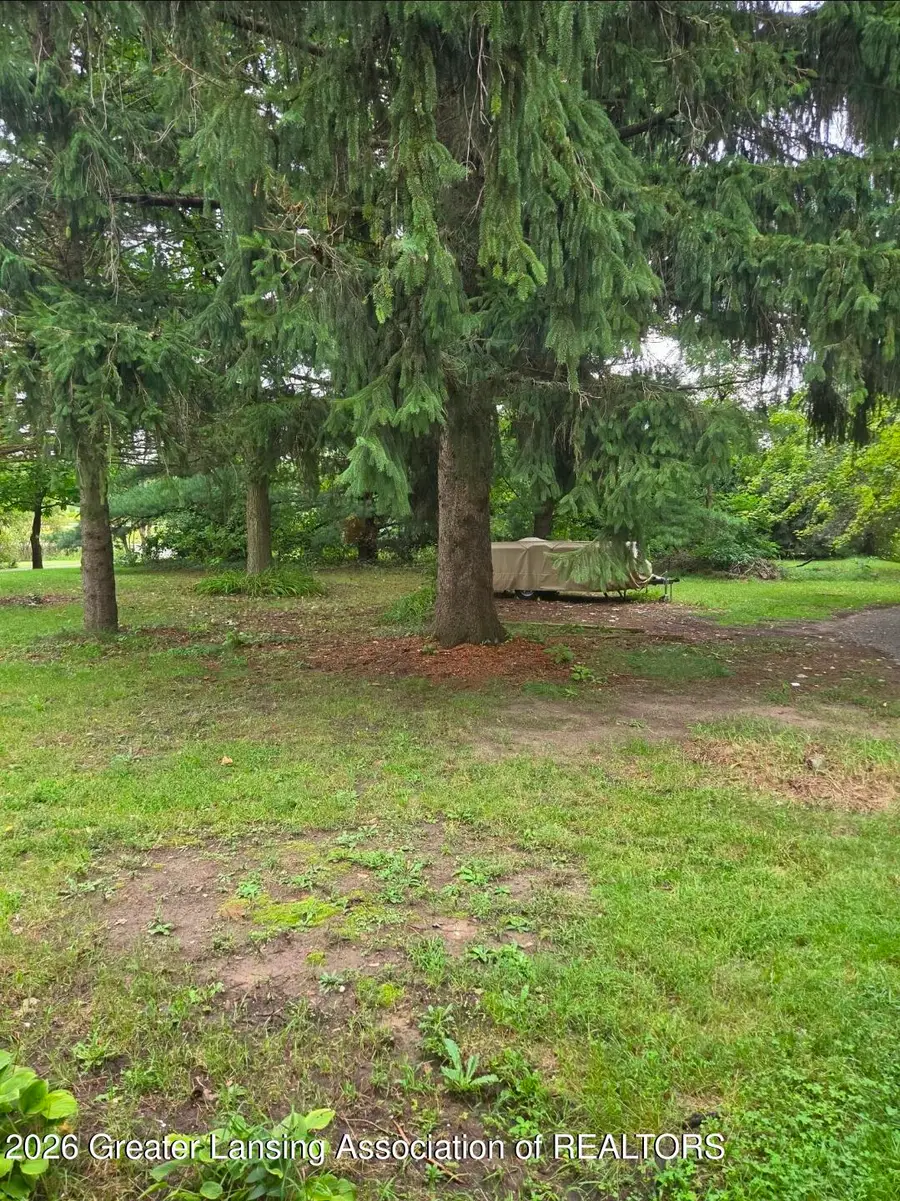 1075 N Michigan Road, Eaton Rapids, MI 48827 - #3
