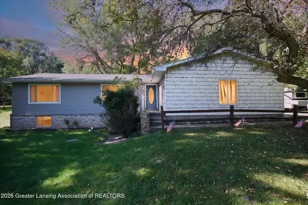 4561 Sandstone Drive, Williamston, MI 48895