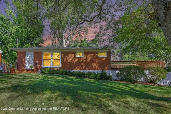 5566 Coral Way, Haslett, MI 48840