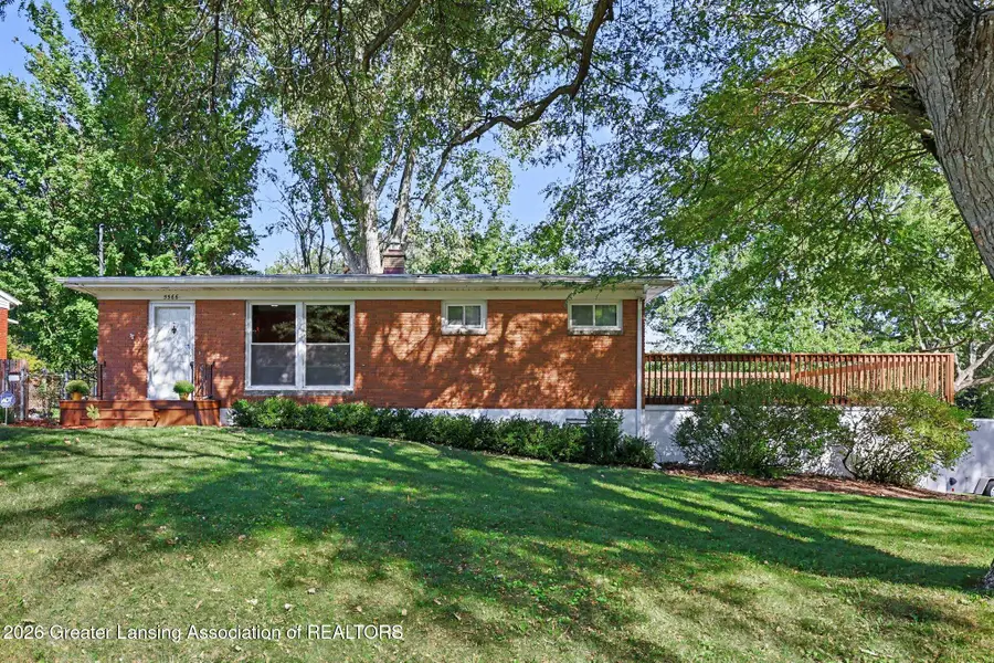 5566 Coral Way, Haslett, MI 48840 - #2