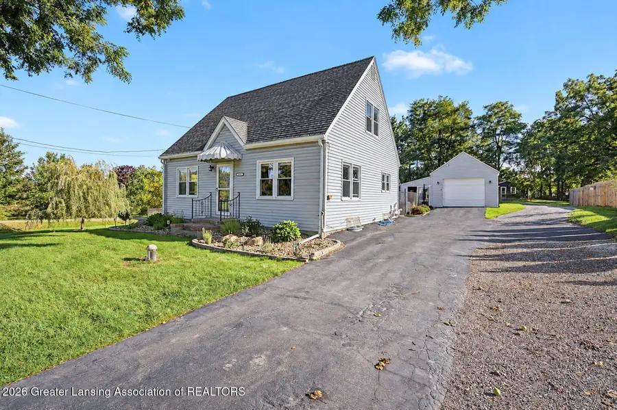 8609 W Mount Hope Highway, Grand Ledge, MI 48837 - #3