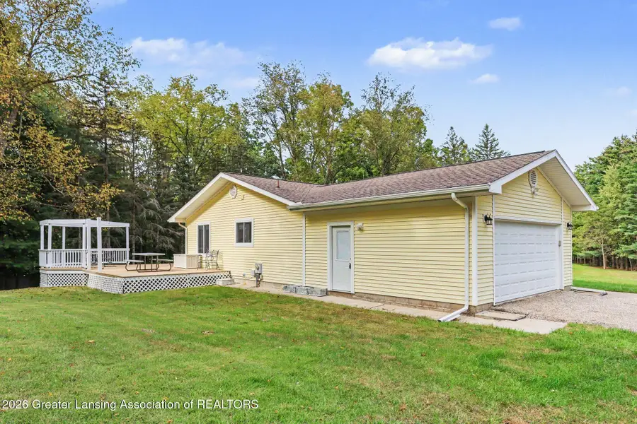 5816 W Britton Road, Perry, MI 48872 - #3