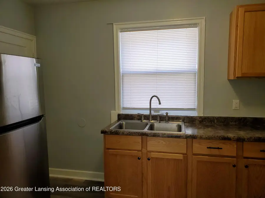 144 E Barnes Avenue, Lansing, MI 48910 - #2