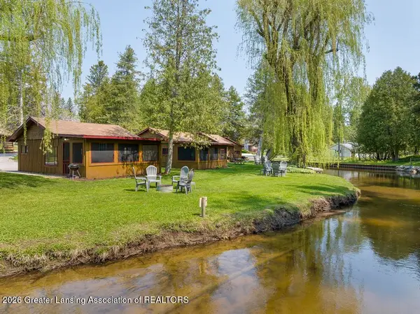 4179 S Straits Highway #2, Indian River, MI 49749