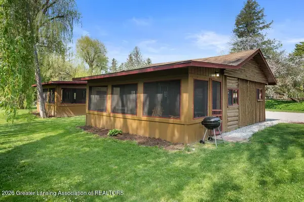 4179 S Straits Highway #4, Indian River, MI 49749